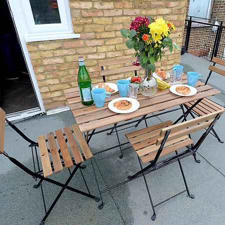 2 Bed Terraced Flat Piccadilly Line Daire Londra Dış mekan fotoğraf