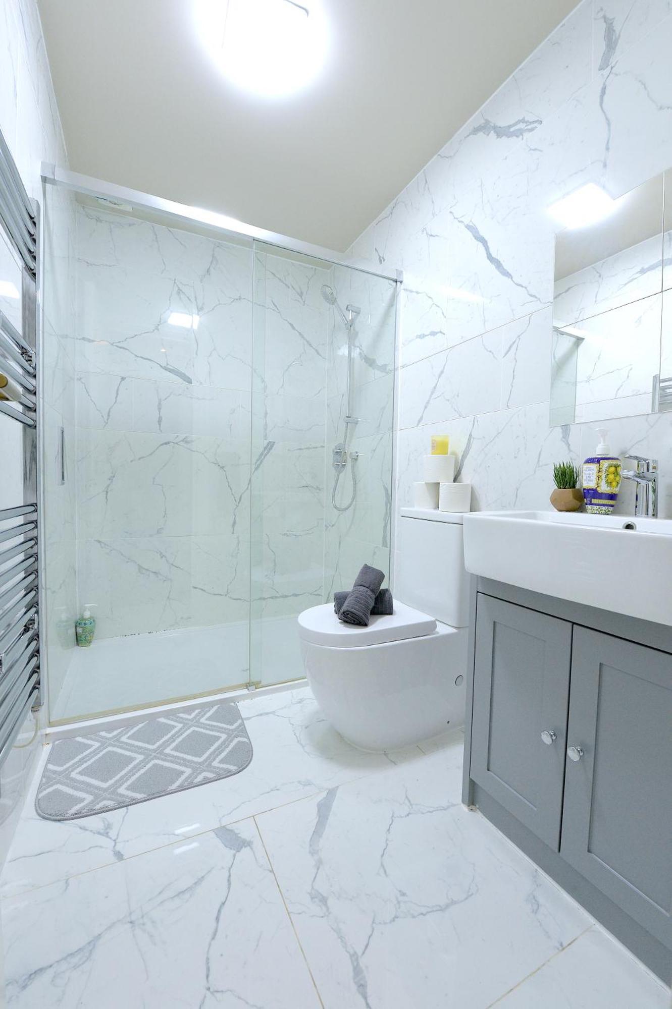 2 Bed Terraced Flat Piccadilly Line Daire Londra Dış mekan fotoğraf