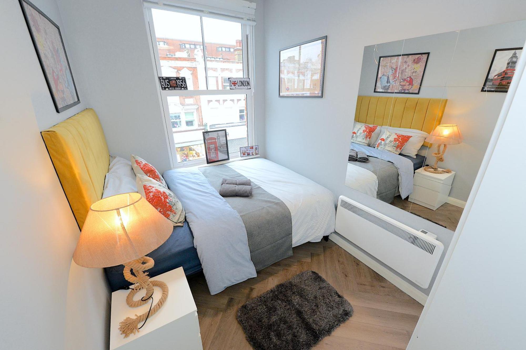 2 Bed Terraced Flat Piccadilly Line Daire Londra Dış mekan fotoğraf