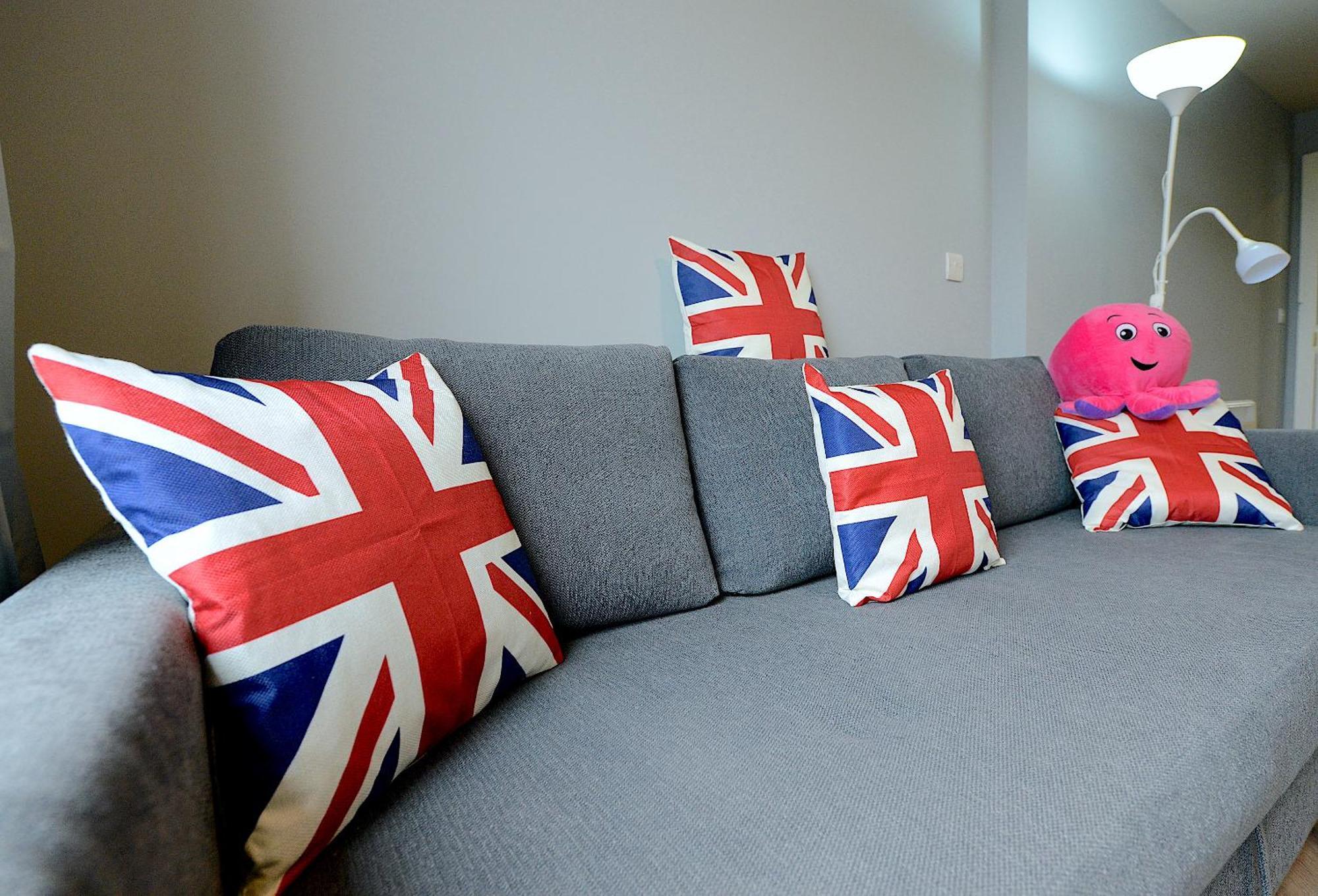 2 Bed Terraced Flat Piccadilly Line Daire Londra Dış mekan fotoğraf