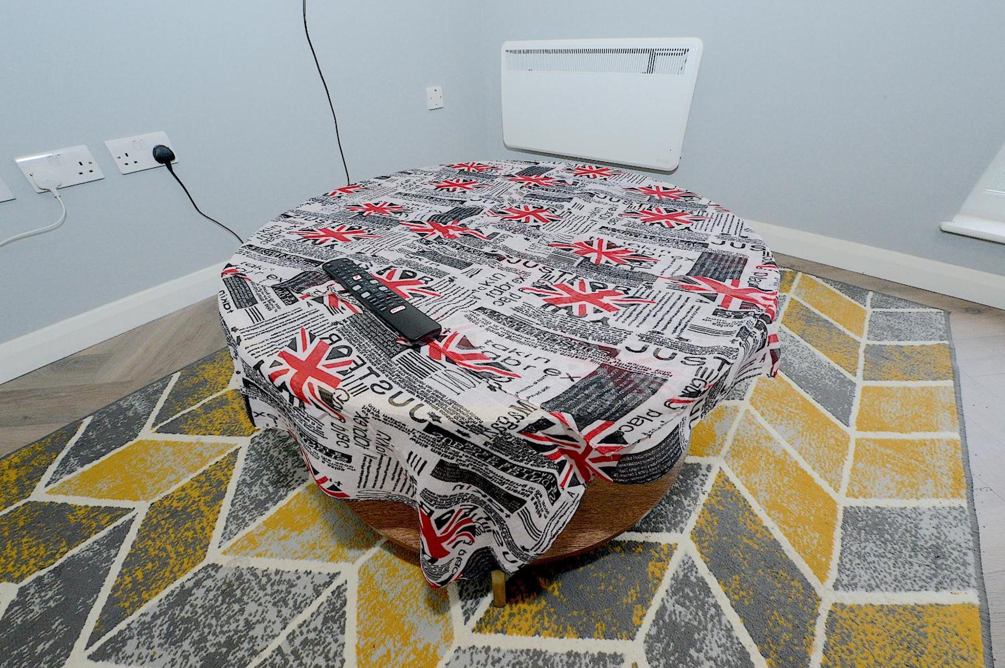 2 Bed Terraced Flat Piccadilly Line Daire Londra Dış mekan fotoğraf